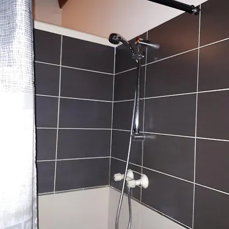 Dans Maison De Village Penzion *