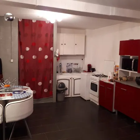 Dans Maison De Village Penzion